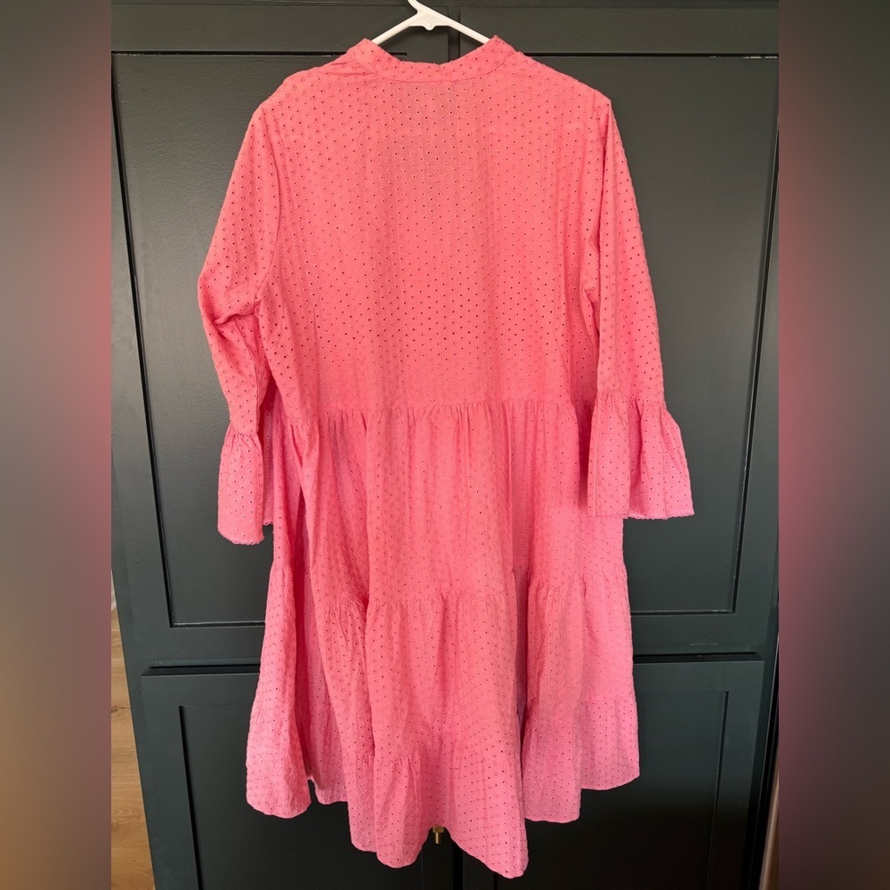 TAJ by Sabrina Crippa NWT Oversized Pink Eyelet Tiered Dress Resort Boho Size S - Picture 8 of 11